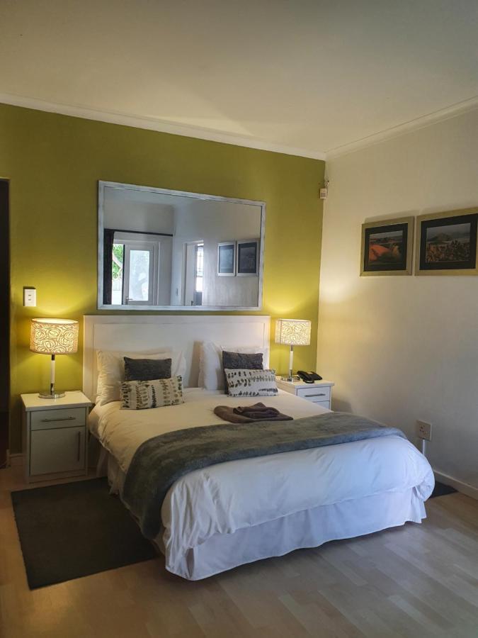 Langholm Hotel Walvis Bay Bagian luar foto